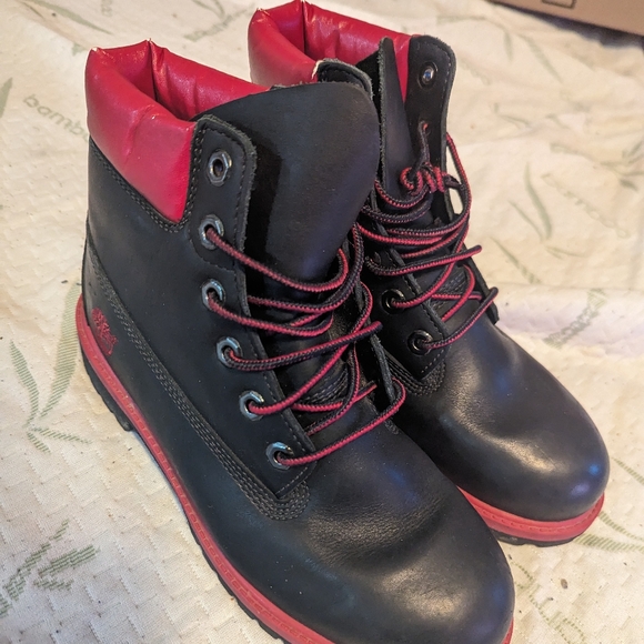 Timberland size 6.5 mens - Picture 2 of 3